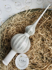 Vánoční paprsky - perleťově stříbrná - špice Vánoční paprsky - perleťově stříbrná - špice